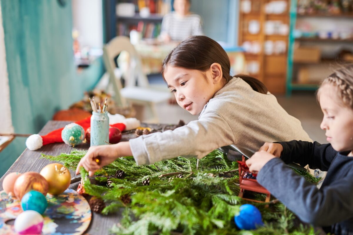 Children Making Christmas Presents