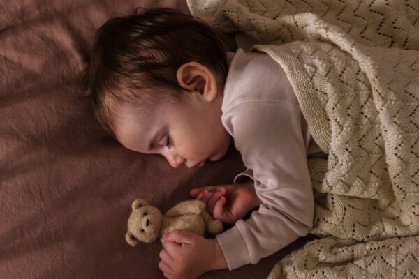 Come far dormire i bambini serenamente